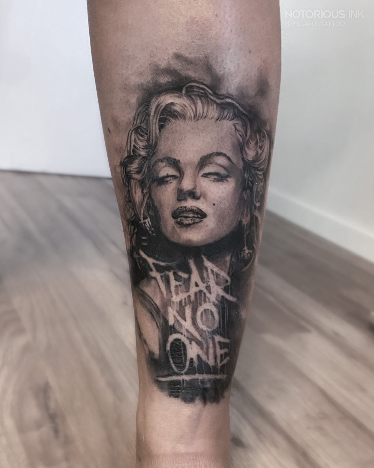Tattoo Marilyn Monroe Portrait auf der Wade